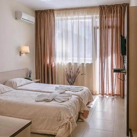 Deluxe With Pool And Wellness Steps To Beach Apartment Sweti Wlas